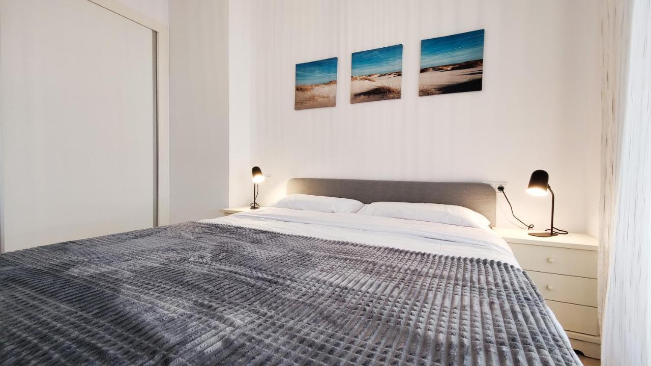 Cala Alta Sun&Beach Apartaments 卡拉德费斯特拉特 外观 照片