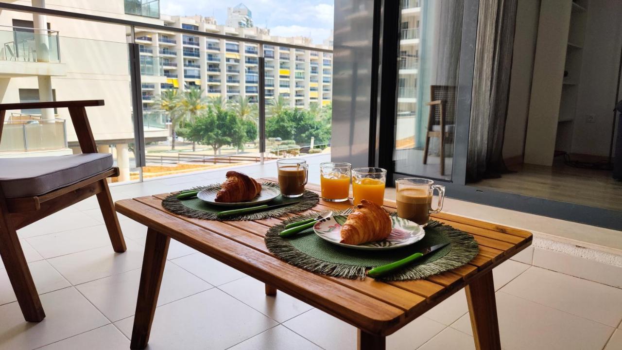 Cala Alta Sun&Beach Apartaments 卡拉德费斯特拉特 外观 照片